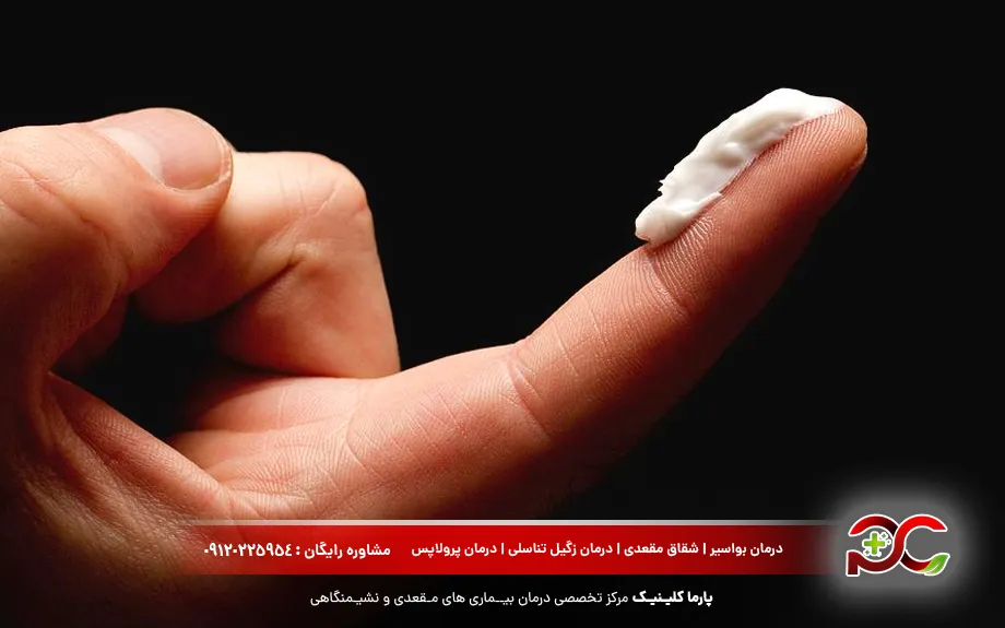 آموزش و نحوه مصرف پماد تریامسینولون